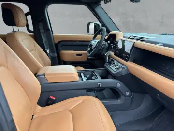 Defender 110 P525 V8 B.Säule LED NAVI AHK PANO