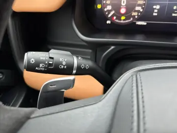 Defender 110 P525 V8 B.Säule LED NAVI AHK PANO