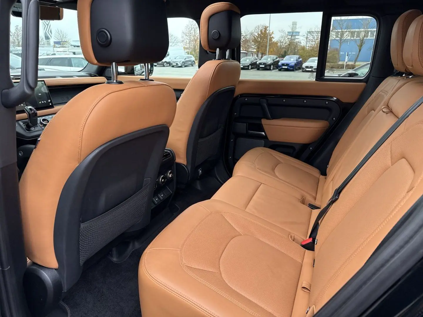 Defender 110 P525 V8 B.Säule LED NAVI AHK PANO