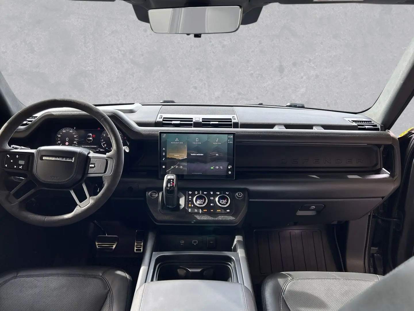 Defender 90 V8 5.0 P525 ACC AHK