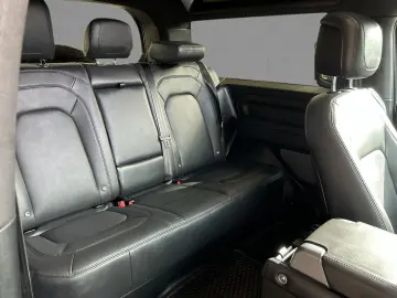 Defender 90 V8 5.0 P525 ACC AHK