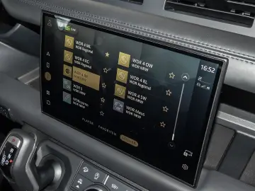 Defender 90 V8 P525 Carpathian Edition HUD Luftf