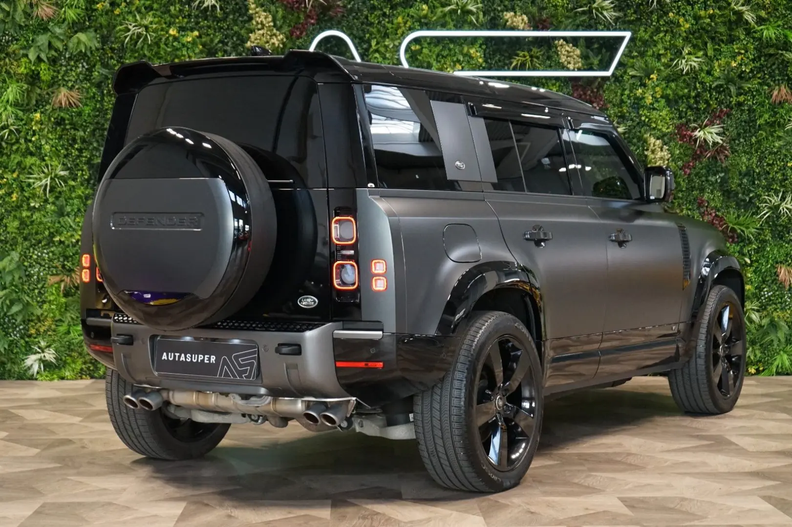 DEFENDER P525 110 MERIDIAN HUD 360 89.587€ NETTO