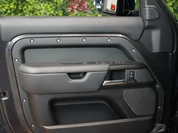 DEFENDER P525 110 MERIDIAN HUD 360 89.587€ NETTO