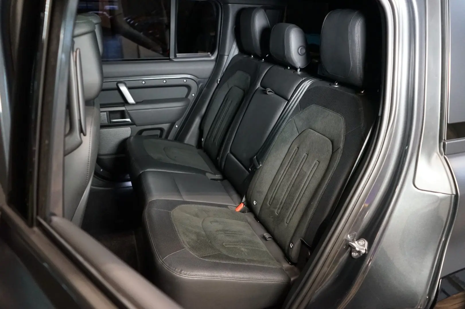 DEFENDER P525 110 MERIDIAN HUD 360 89.587€ NETTO