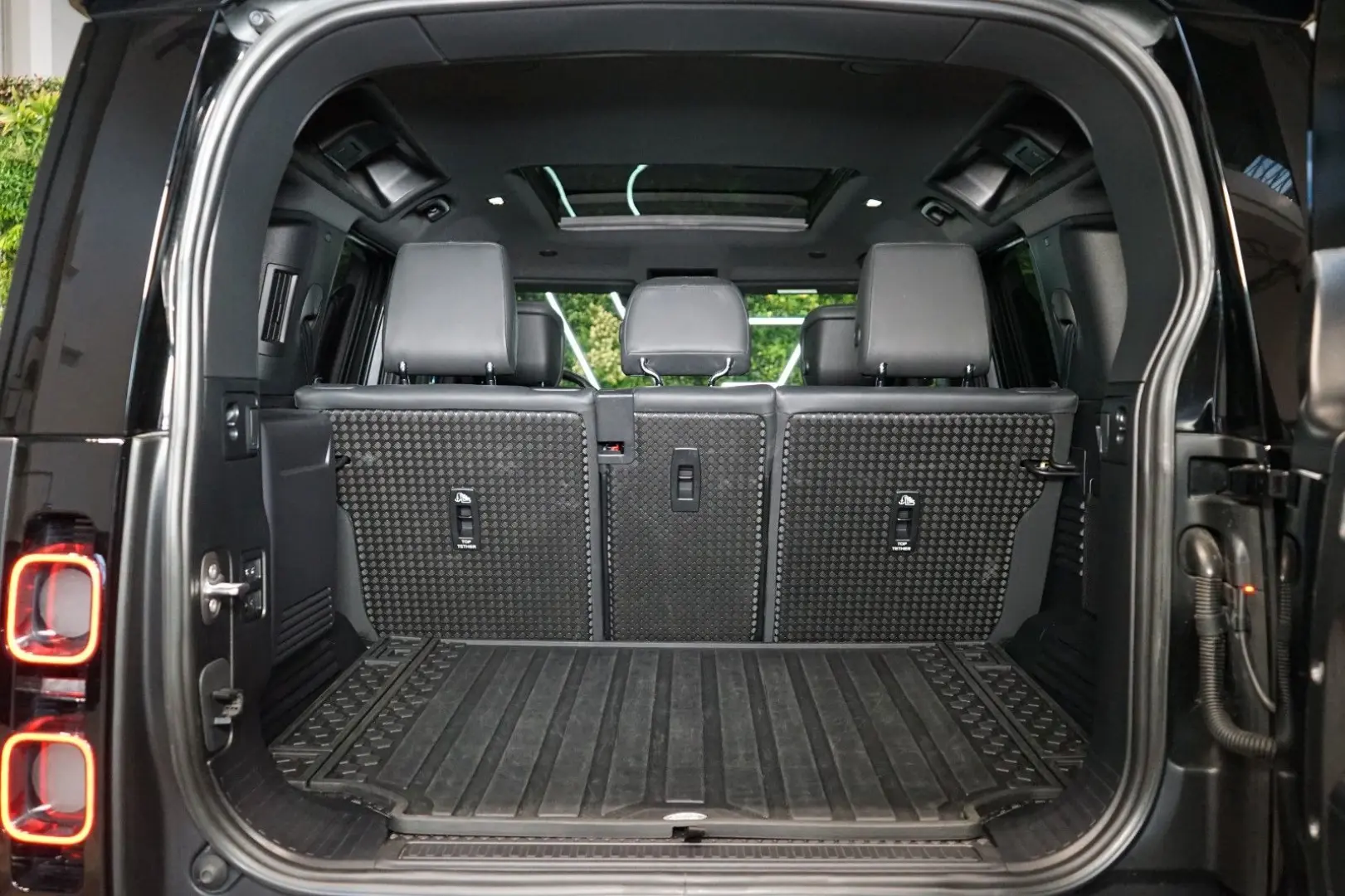 DEFENDER P525 110 MERIDIAN HUD 360 89.587€ NETTO