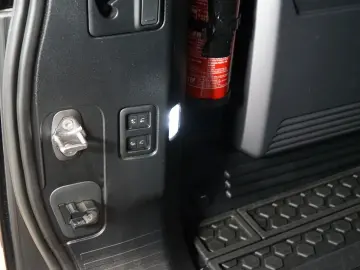 DEFENDER P525 110 MERIDIAN HUD 360 89.587€ NETTO