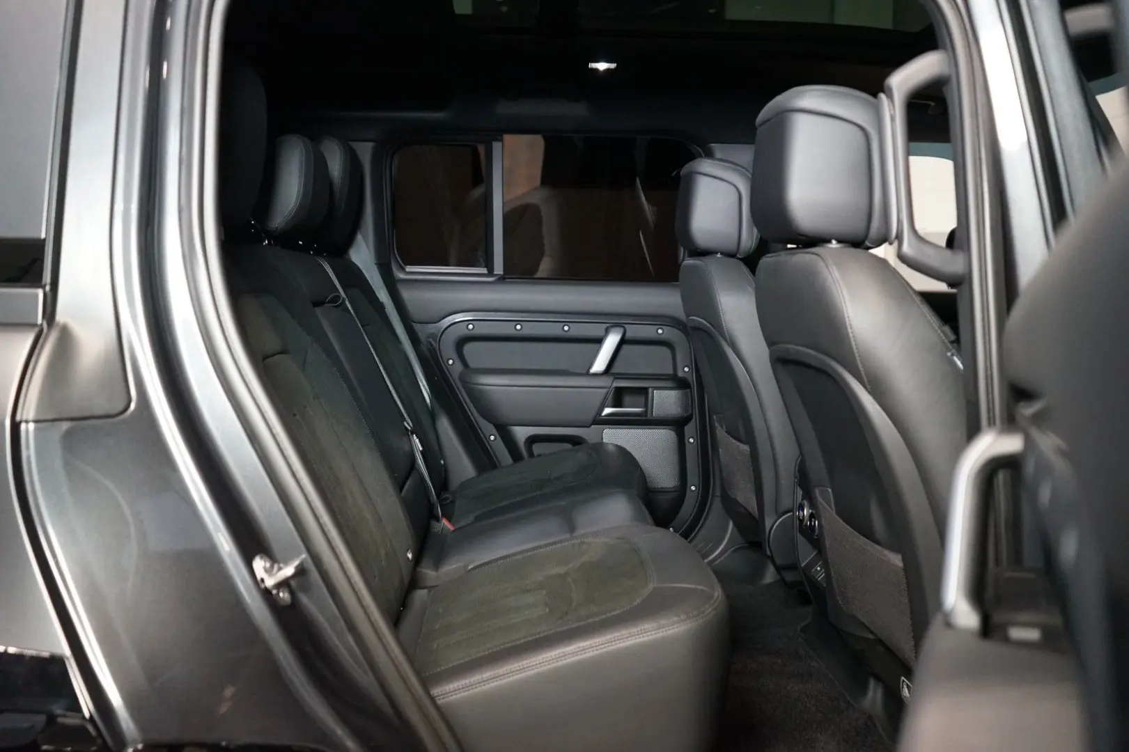 DEFENDER P525 110 MERIDIAN HUD 360 89.587€ NETTO