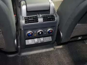 DEFENDER P525 110 MERIDIAN HUD 360 89.587€ NETTO