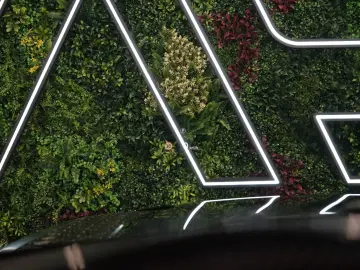 DEFENDER P525 110 MERIDIAN HUD 360 89.587€ NETTO