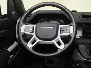 Defender 110 D250 SE AHK Pano Black Pack DAB