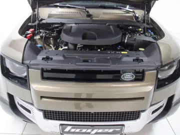 Defender 110 D250 SE AHK Pano Black Pack DAB