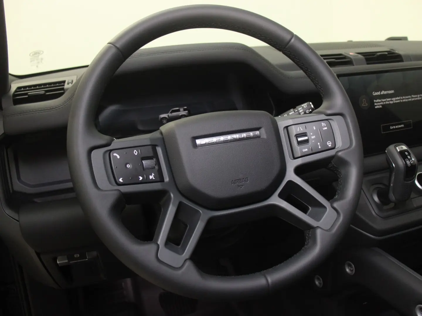 Defender 90 X-Dynamic SE AHK Black Pack DAB LED