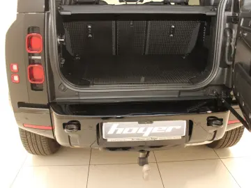 Defender 110 D300 X-Dynamic SE AHK Pano Head-Up