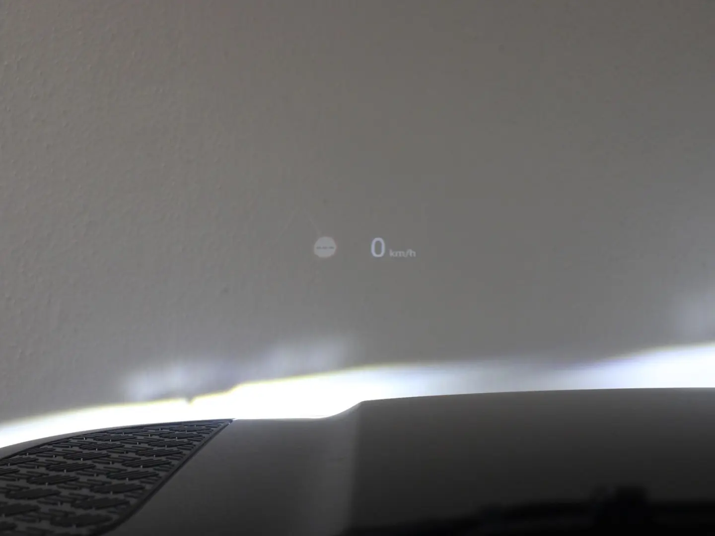 Defender 110 D300 X-Dynamic SE AHK Pano Head-Up