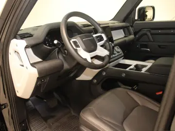 Defender 110 D300 X-Dynamic SE AHK Pano Head-Up