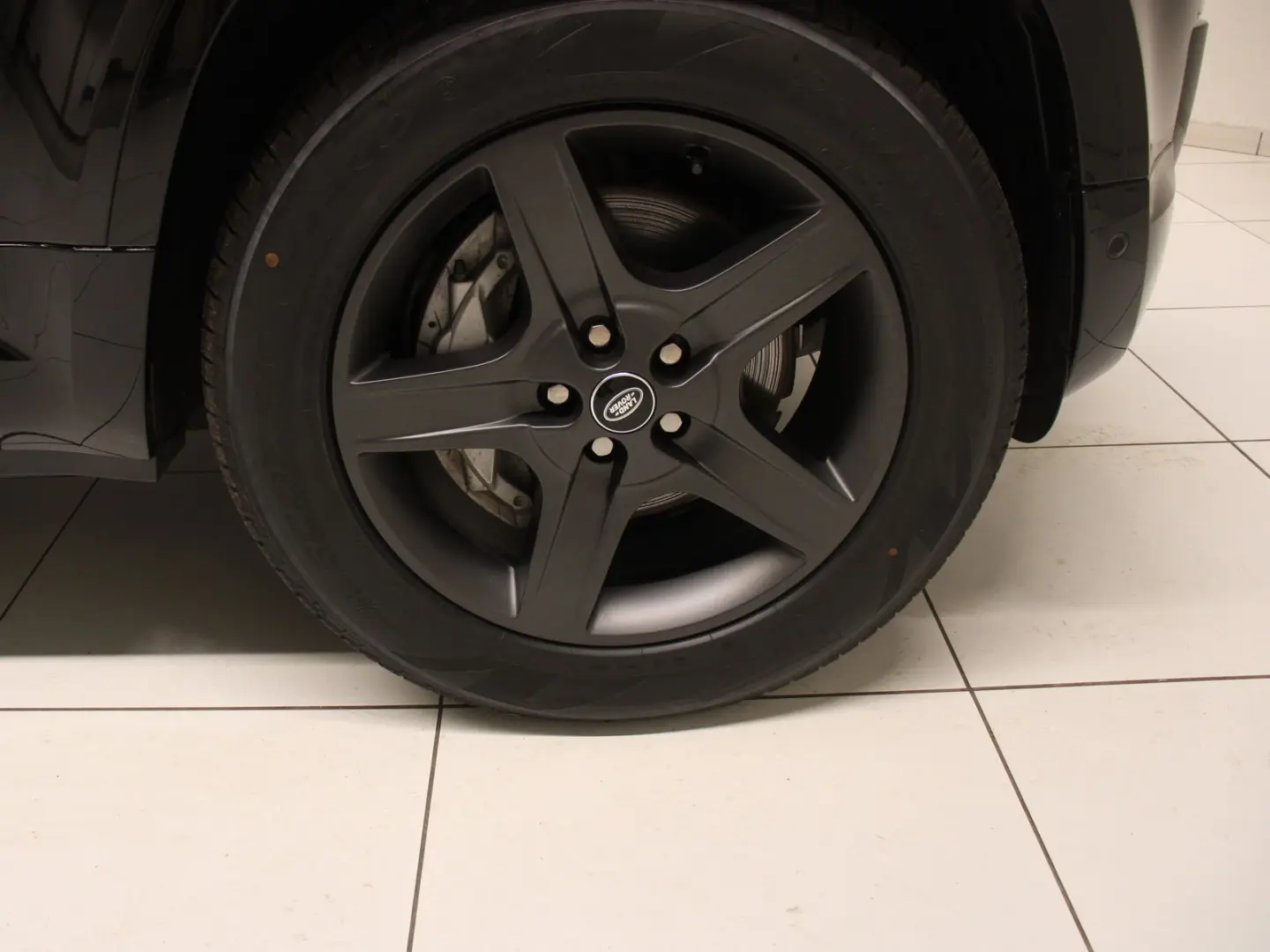 Defender 110 D300 X-Dynamic SE AHK Pano Head-Up