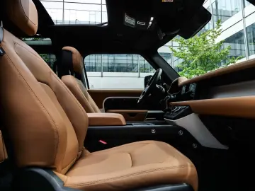 Defender 90 D250 AWD SE ''Marine Blue Edit…