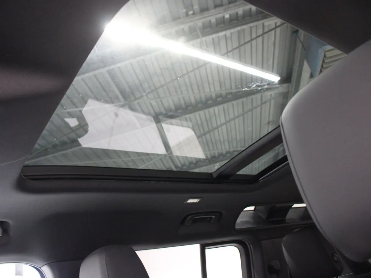 Defender 110 D300 X-Dynamic SE AHK Pano HUD