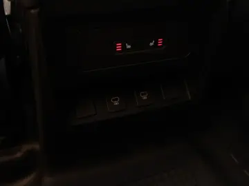 Defender 110 D300 X-Dynamic SE AHK Pano HUD