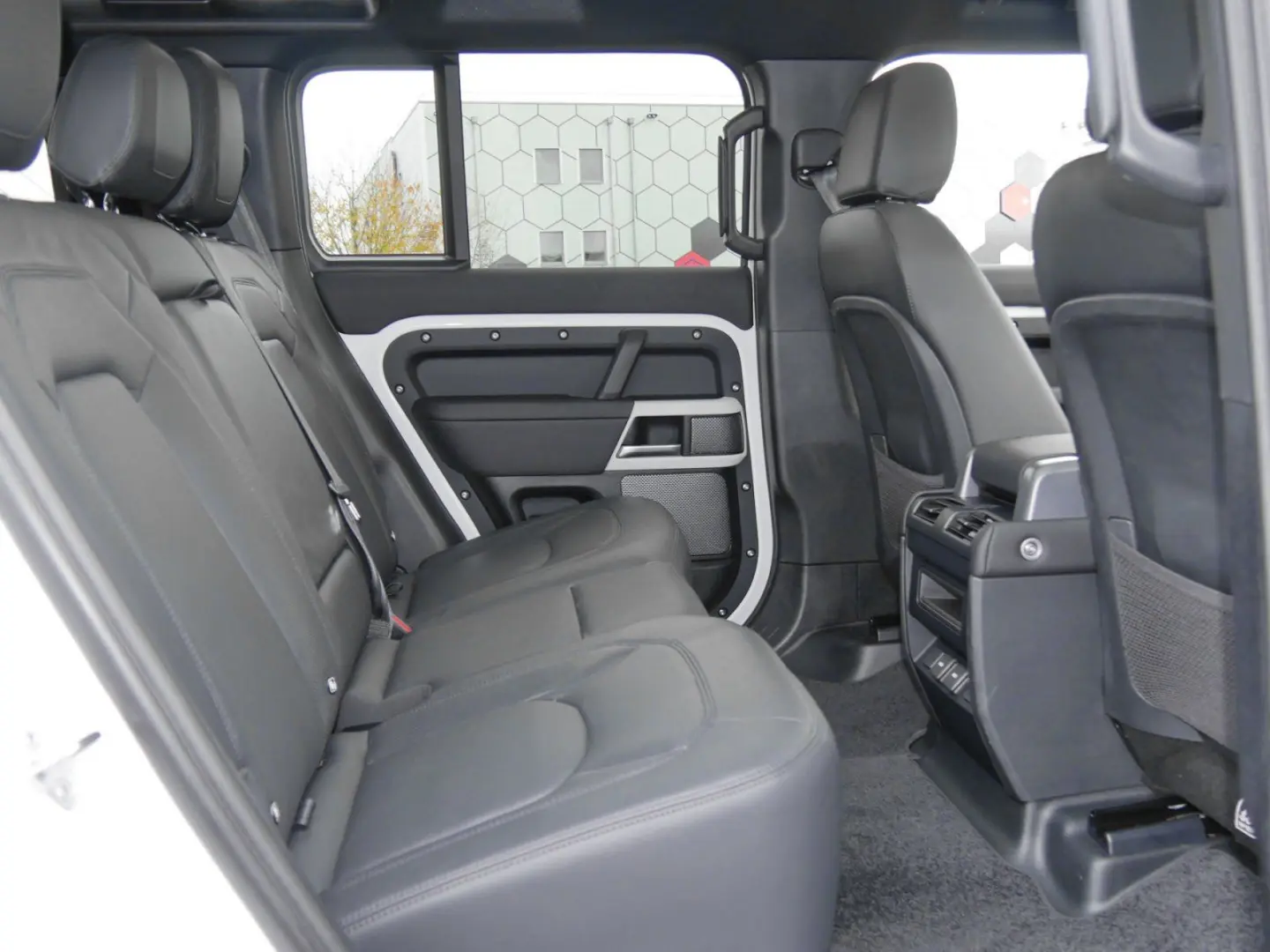 Defender 110 SE 5JahreGarantieON Offroadpaket