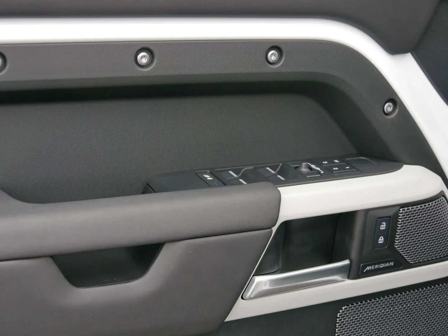 Defender 110 SE 5JahreGarantieON Offroadpaket