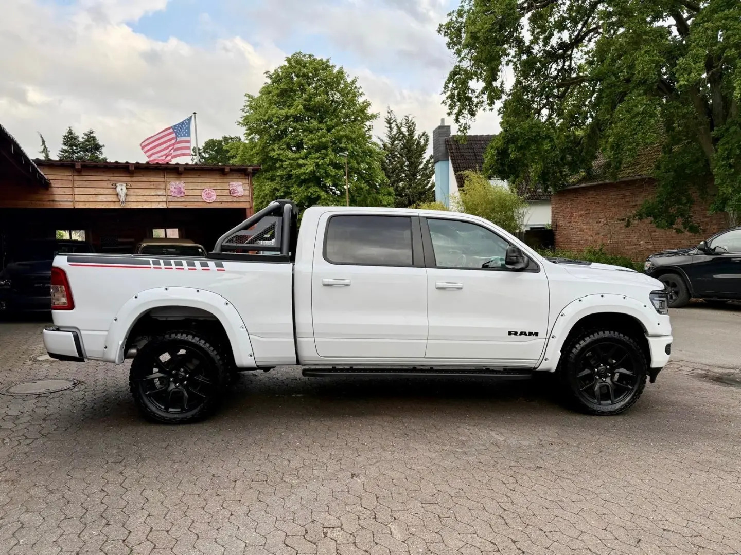 5 7L 4X4 AHK OFF-ROAD BÜGEL LONG BED GARANTIE