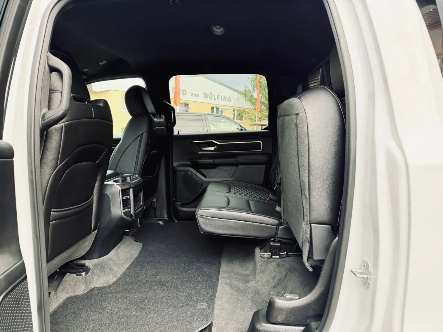 5 7L 4X4 AHK OFF-ROAD BÜGEL LONG BED GARANTIE