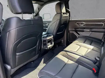 1500 3.0 Mod. 25 Twin-Turbo Laramie Crew Cab LPG