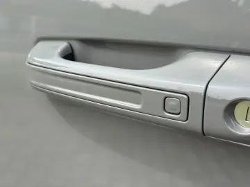 RAM 5.7 V8 LARAMIE OFFROAD 4X4