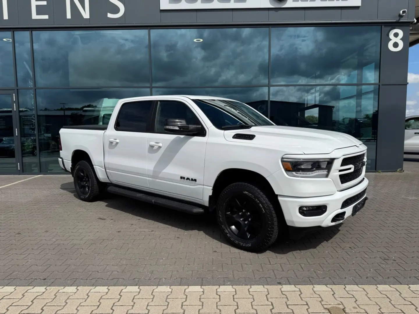 RAM 1500 Gen.5 CrewCab BackCountry Pano U-frei