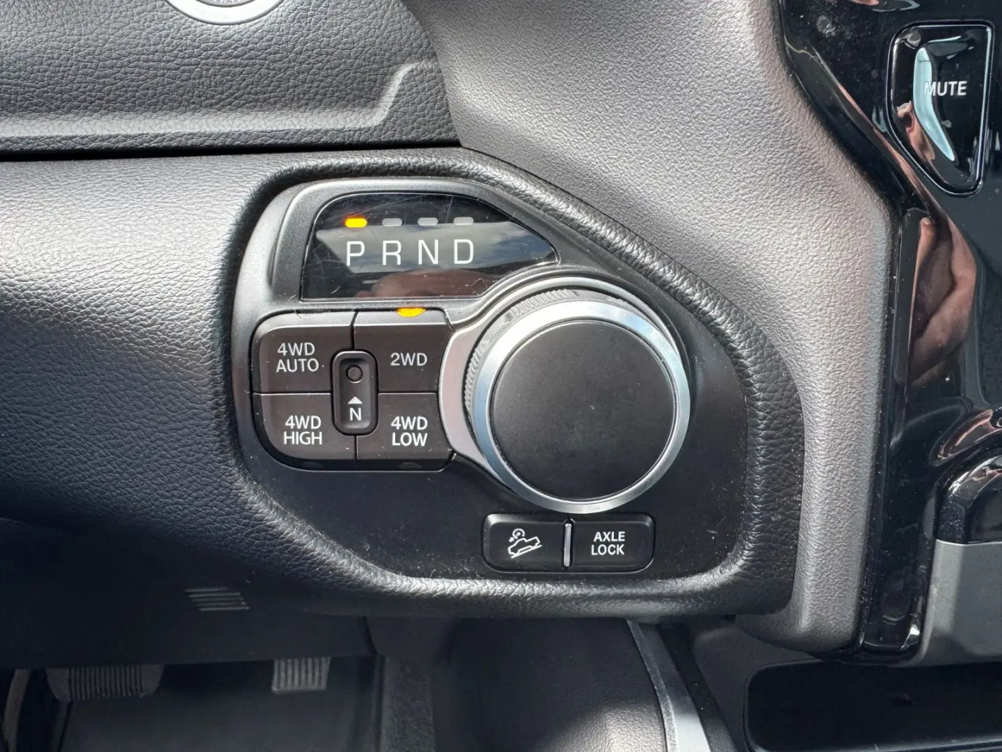 RAM 1500 Gen.5 CrewCab BackCountry Pano U-frei