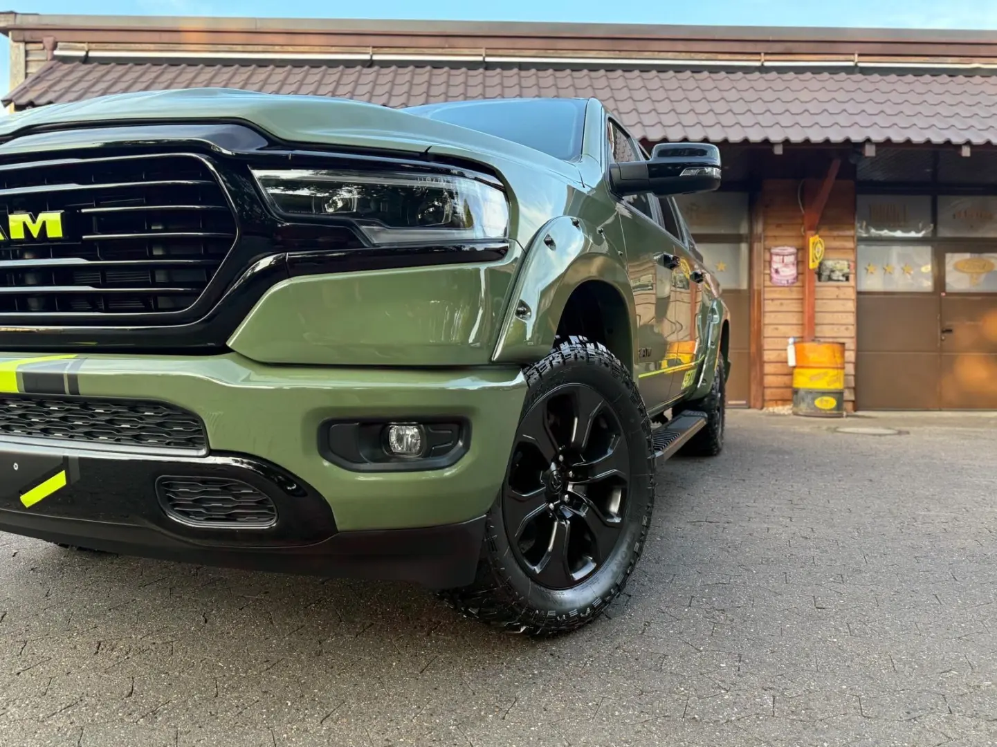 LIMITED 4X4 LPG OFFROAD BÜGEL LED AHK GARANTIE