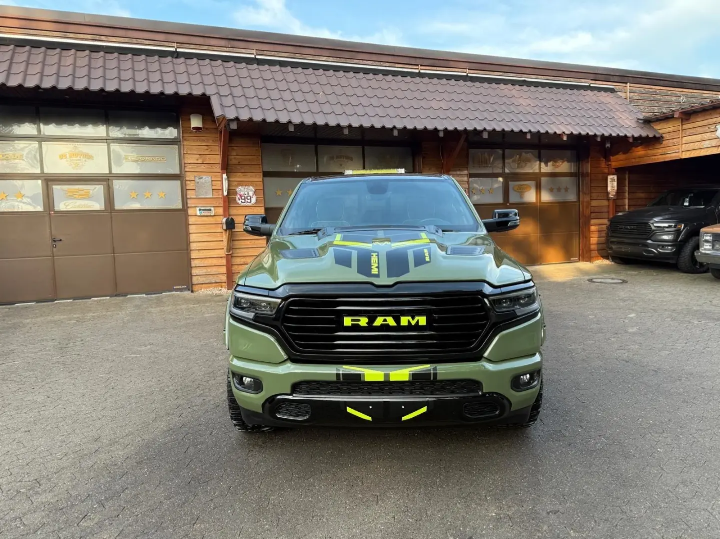 LIMITED 4X4 LPG OFFROAD BÜGEL LED AHK GARANTIE