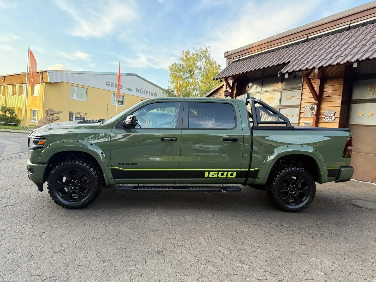 LIMITED 4X4 LPG OFFROAD BÜGEL LED AHK GARANTIE