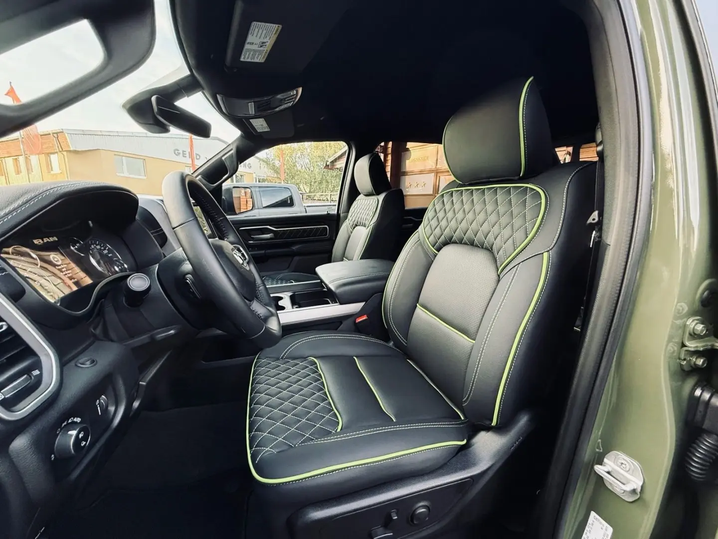 LIMITED 4X4 LPG OFFROAD BÜGEL LED AHK GARANTIE