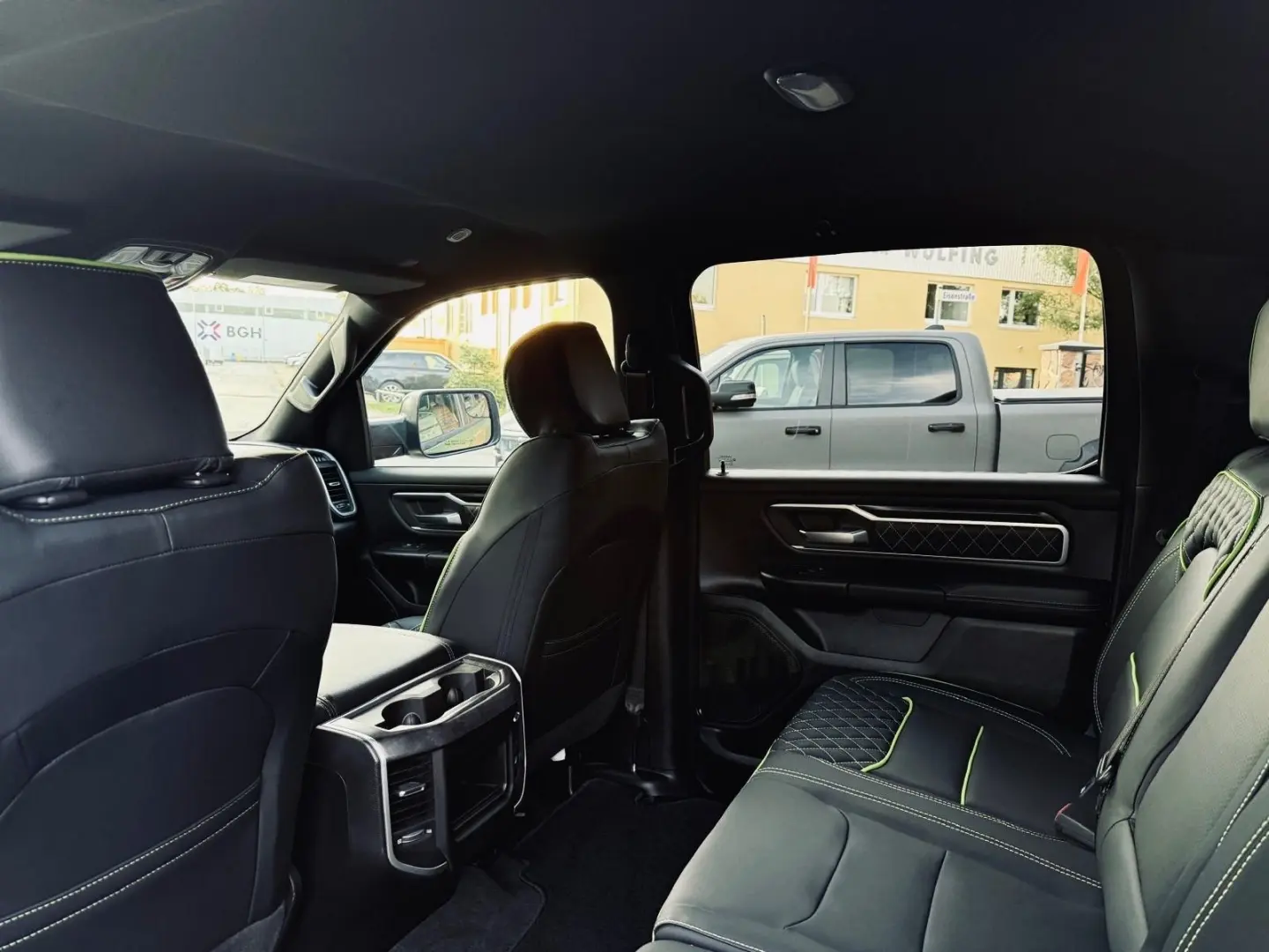 LIMITED 4X4 LPG OFFROAD BÜGEL LED AHK GARANTIE