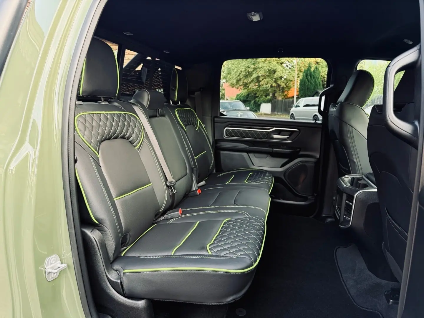 LIMITED 4X4 LPG OFFROAD BÜGEL LED AHK GARANTIE