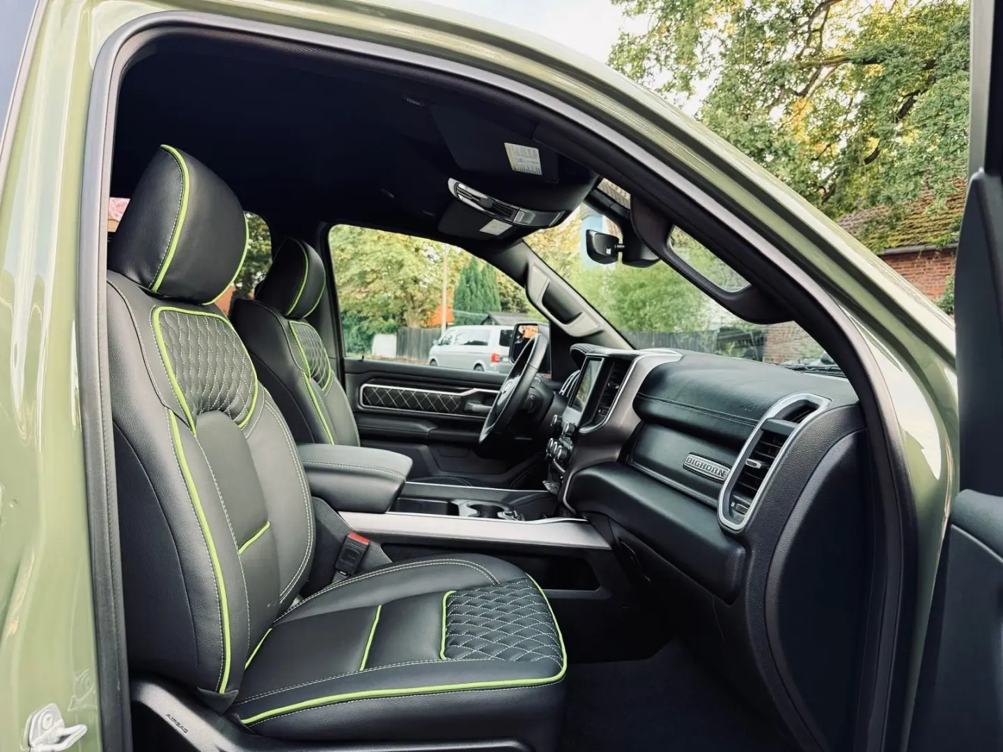 LIMITED 4X4 LPG OFFROAD BÜGEL LED AHK GARANTIE