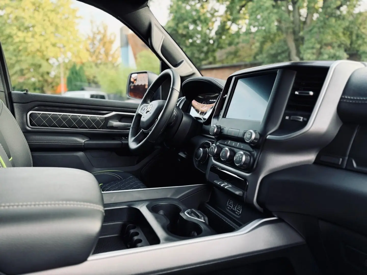 LIMITED 4X4 LPG OFFROAD BÜGEL LED AHK GARANTIE