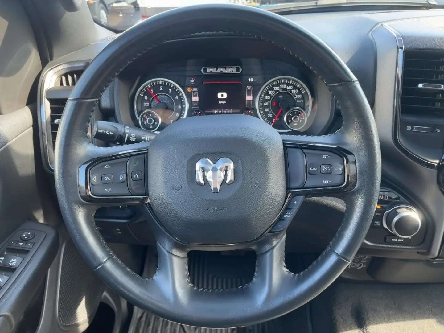 RAM Built To Serve  LPG  6 Sitzer