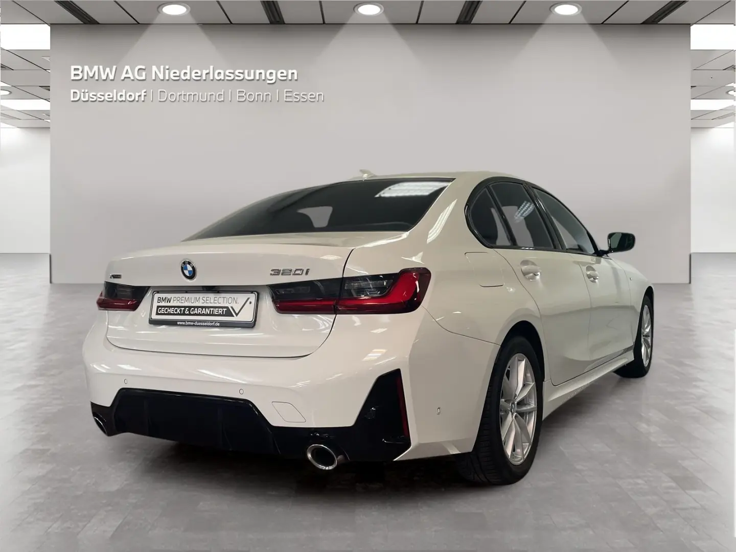 320i xDrive Limousine M Sport AHK Kamera HiFi