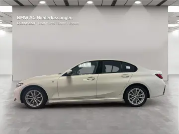 320i xDrive Limousine M Sport AHK Kamera HiFi