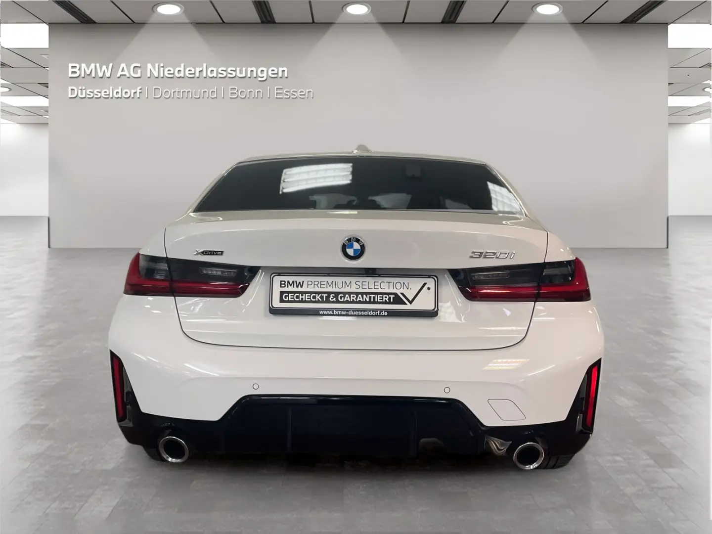 320i xDrive Limousine M Sport AHK Kamera HiFi