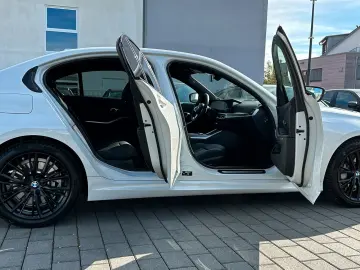 330 i xD M Sport ACC HuD HiFi Memory DAB Komfort