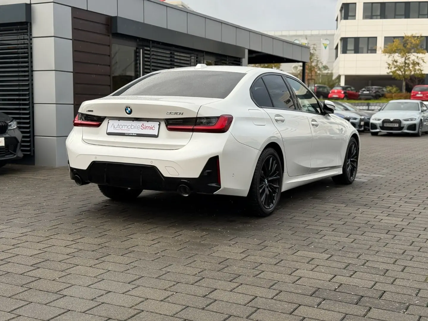 330 i xD M Sport ACC HuD HiFi Memory DAB Komfort