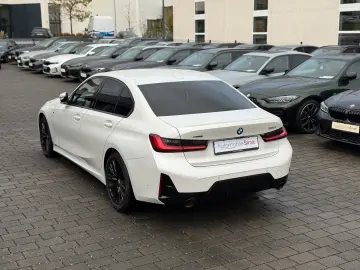 330 i xD M Sport ACC HuD HiFi Memory DAB Komfort