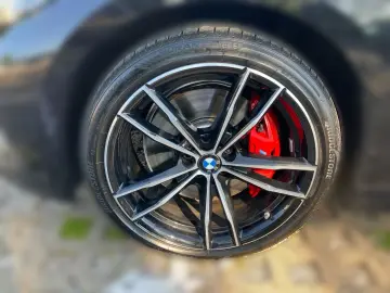 330i xDrive Lim. M Sport PRO HUD LC Prof. DA Pro