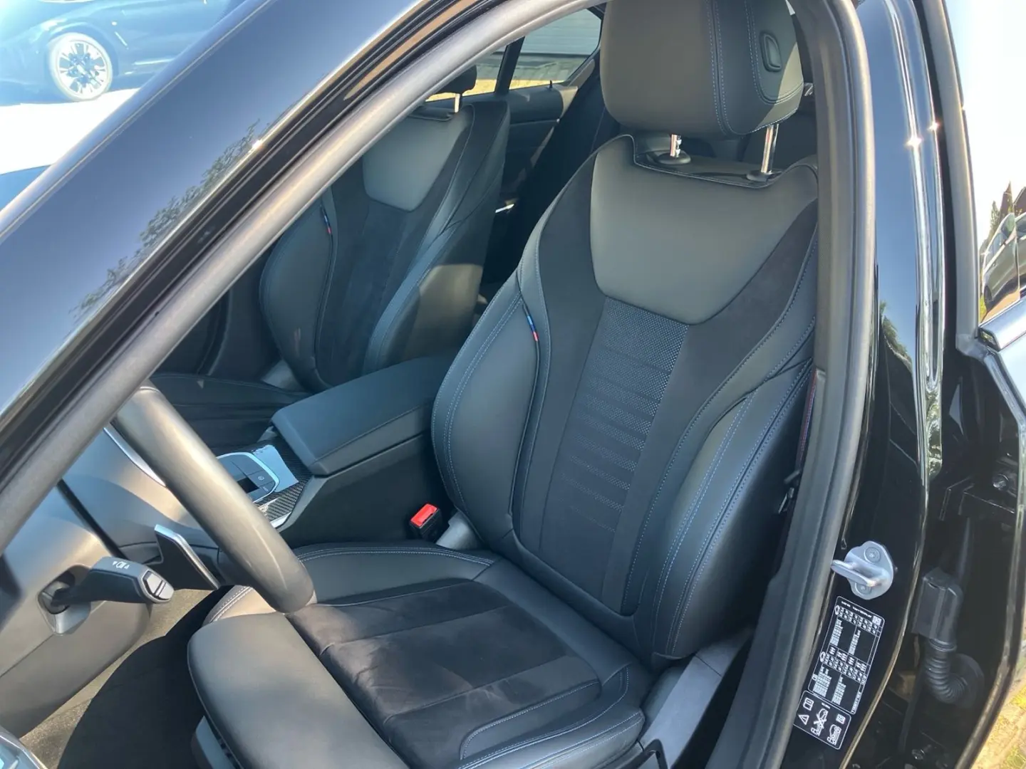 330i xDrive Lim. M Sport PRO HUD LC Prof. DA Pro