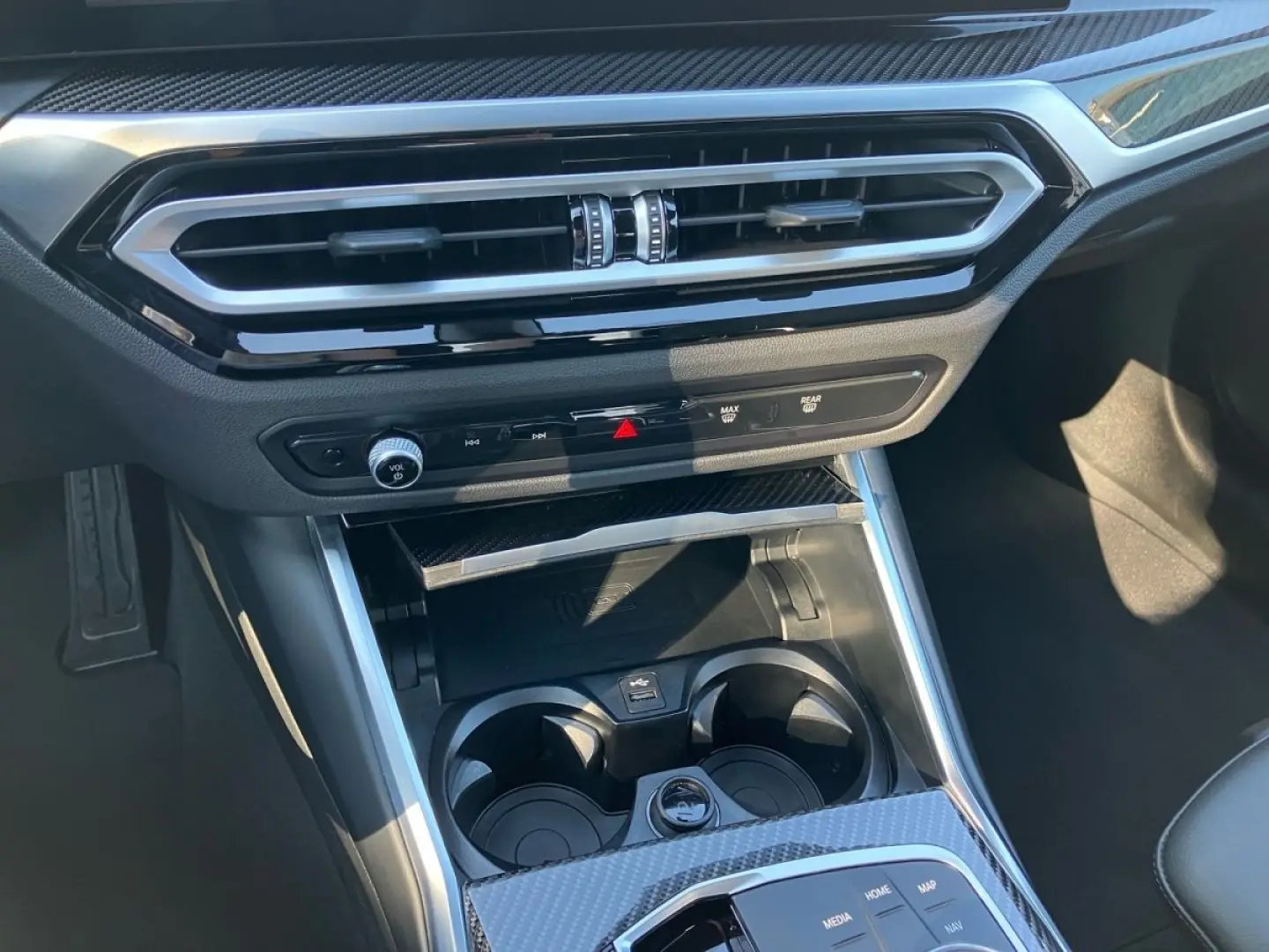 330i xDrive Lim. M Sport PRO HUD LC Prof. DA Pro